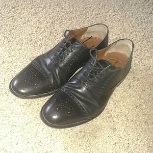 Men's dress shoes